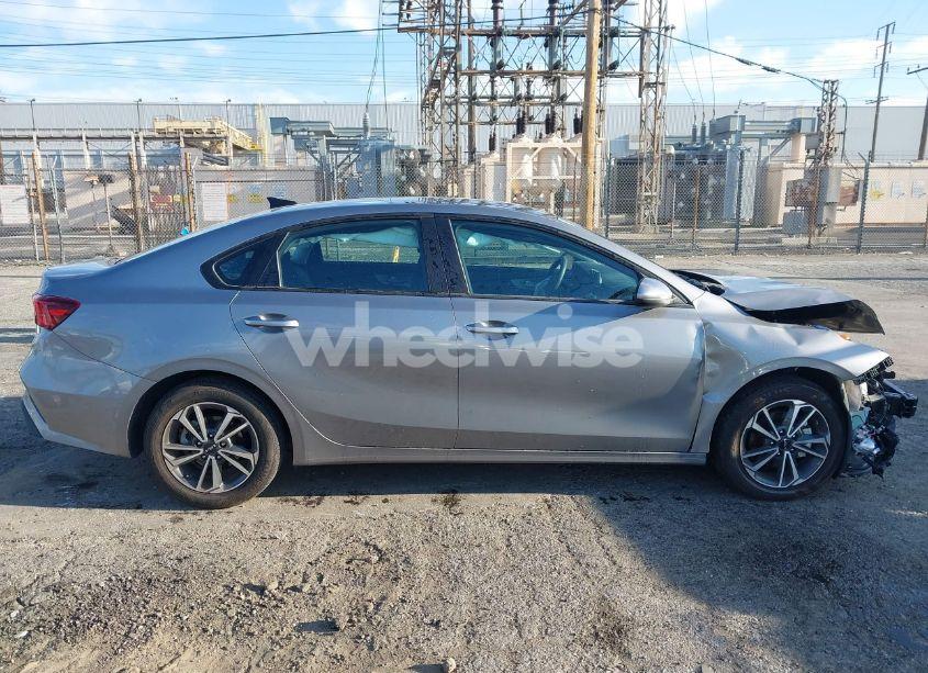 Photo 12 of 2024 Kia Forte LXS (VIN 3KPF24AD2RE760514)
