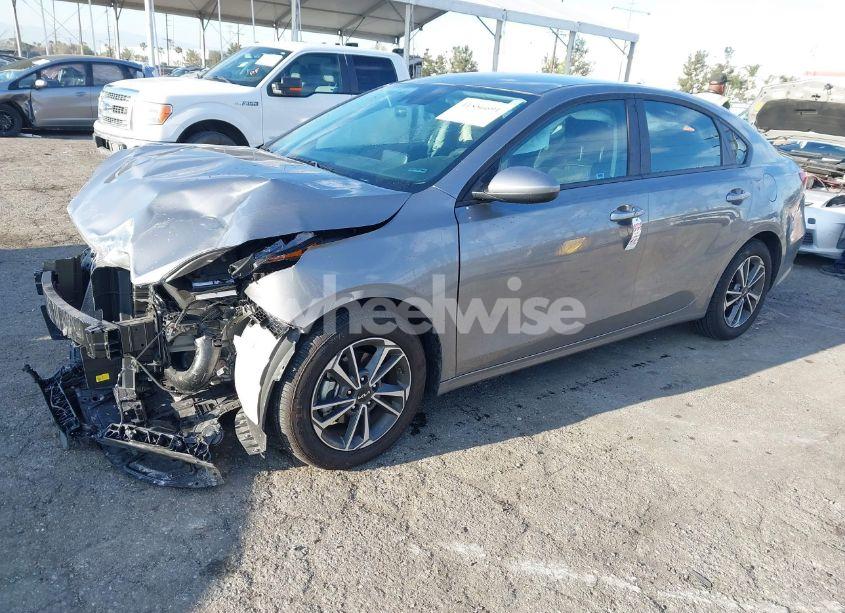 Photo 2 of 2024 Kia Forte LXS (VIN 3KPF24AD2RE760514)