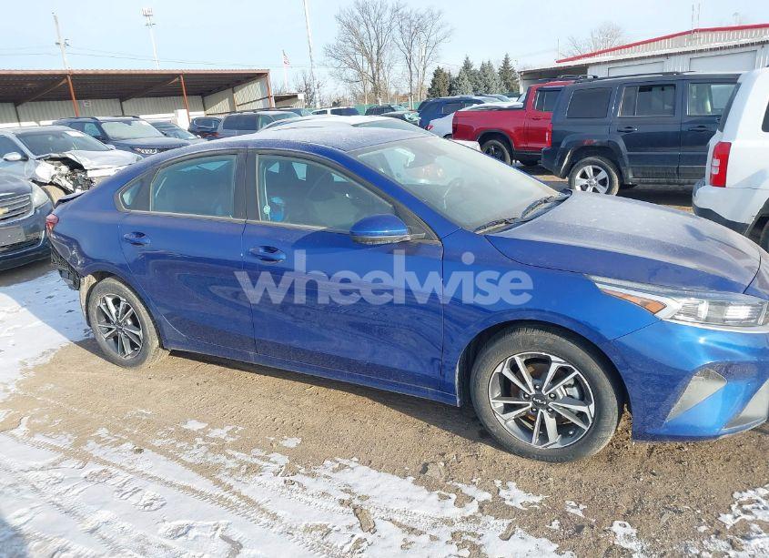 Photo 13 of 2024 Kia Forte LXS (VIN 3KPF24AD2RE770041)