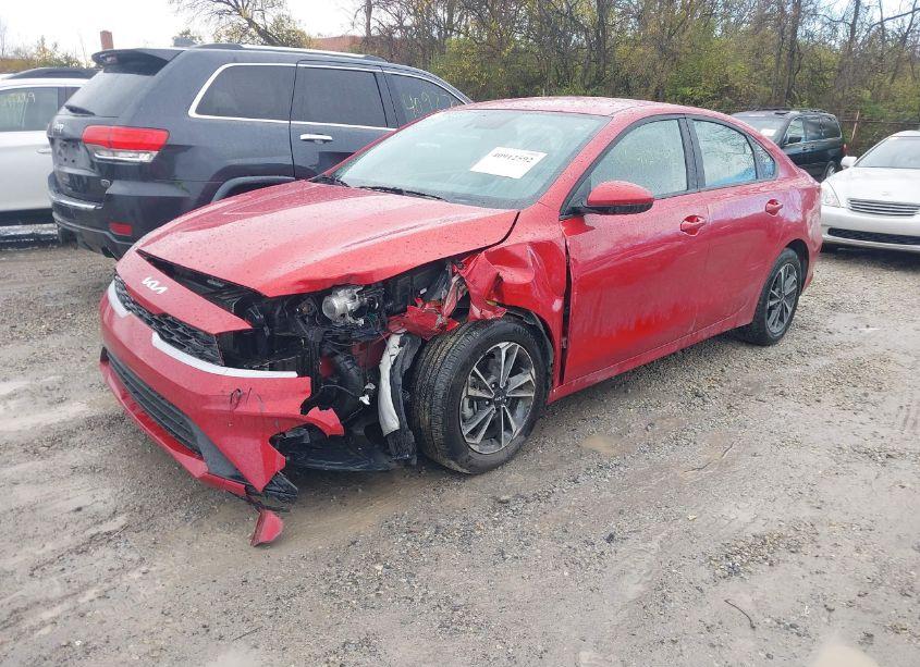 Photo 2 of 2024 Kia Forte LXS (VIN 3KPF24AD2RE779483)