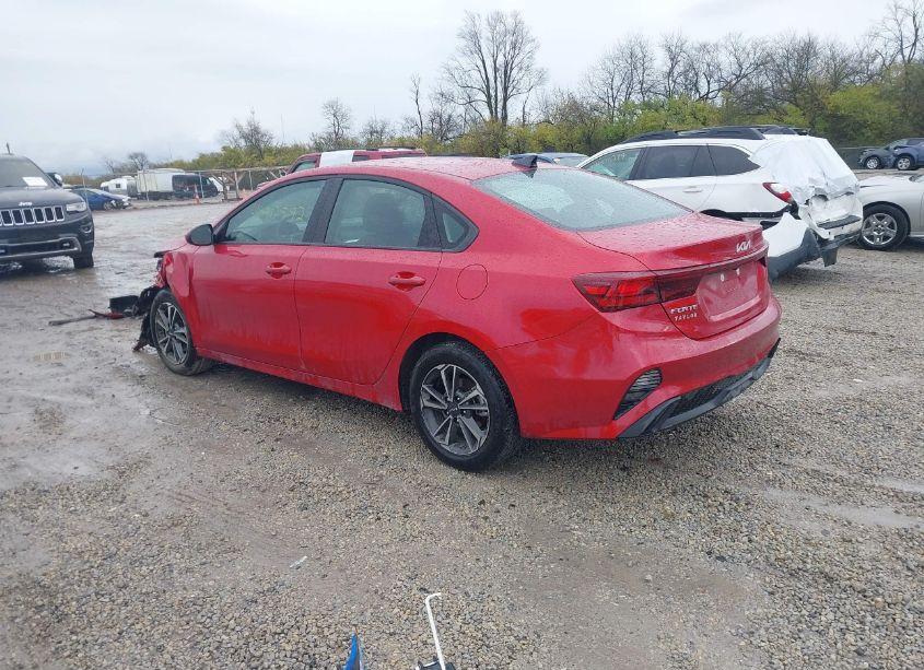 Photo 3 of 2024 Kia Forte LXS (VIN 3KPF24AD2RE779483)