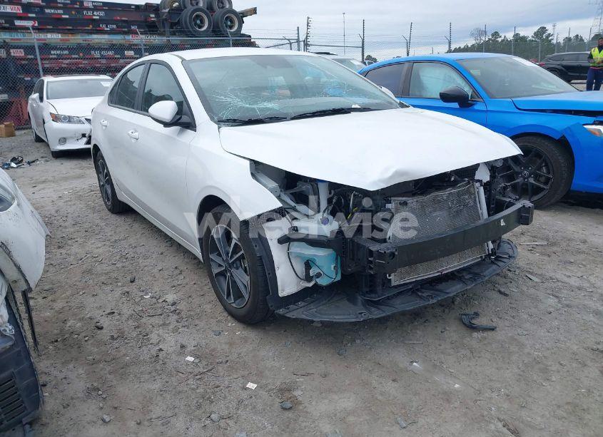 2024 Kia Forte LXS (VIN 3KPF24AD2RE788006) main photo