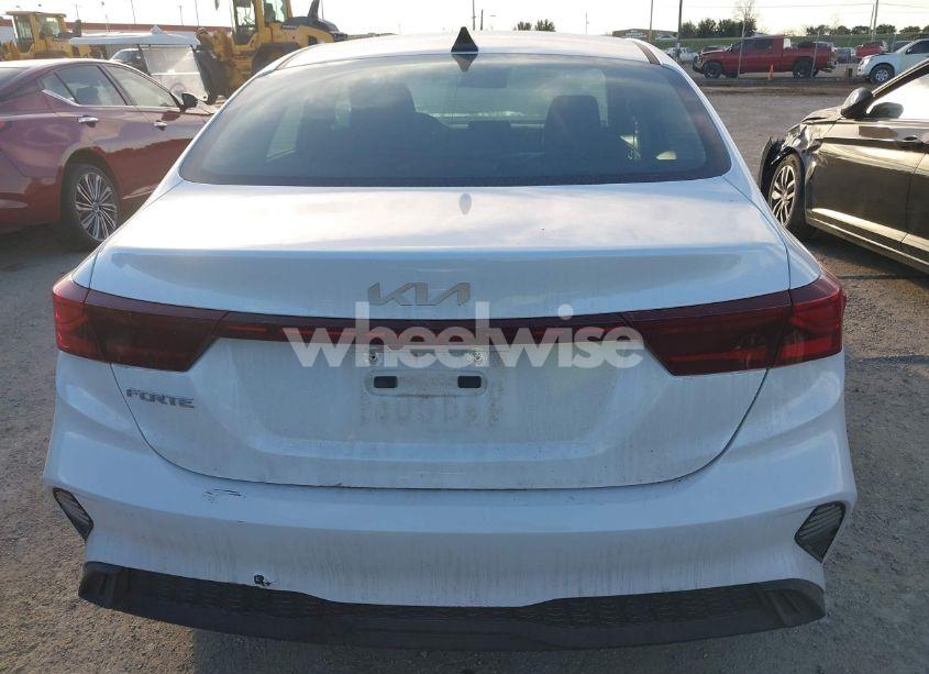 Photo 16 of 2024 Kia Forte LXS (VIN 3KPF24AD2RE792735)