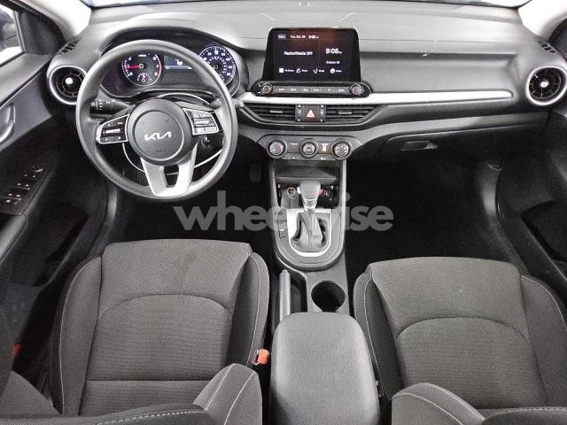 Photo 10 of 2024 KIA FORTE LX (VIN 3KPF24AD2RE798325)