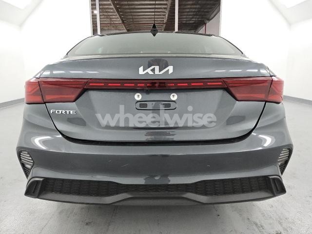 Photo 4 of 2024 KIA FORTE LX (VIN 3KPF24AD2RE798325)