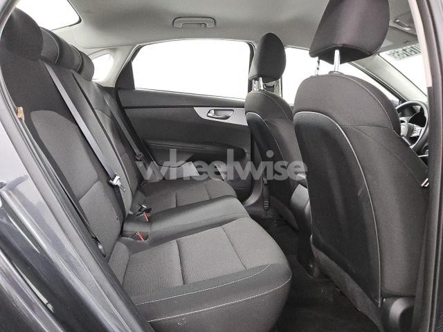 Photo 8 of 2024 KIA FORTE LX (VIN 3KPF24AD2RE798325)