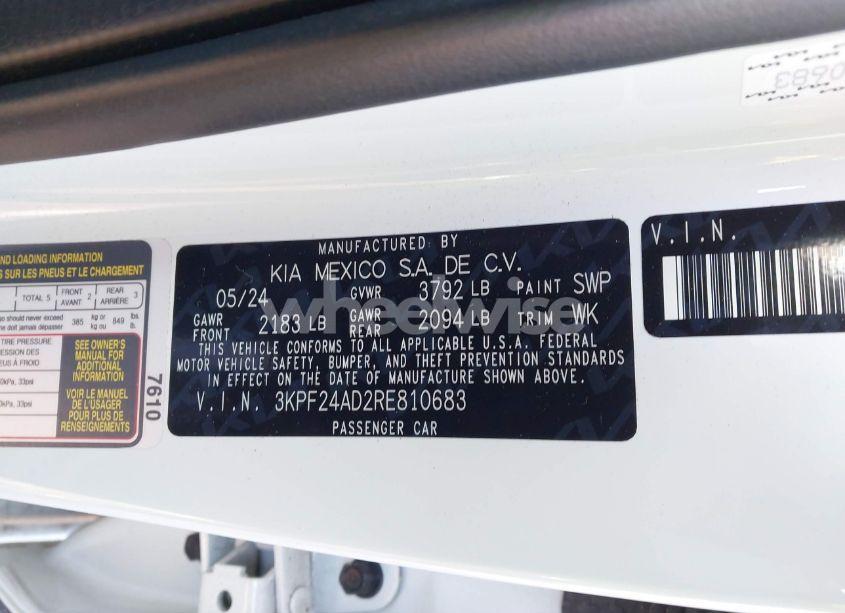 Photo 9 of 2024 Kia Forte LXS (VIN 3KPF24AD2RE810683)