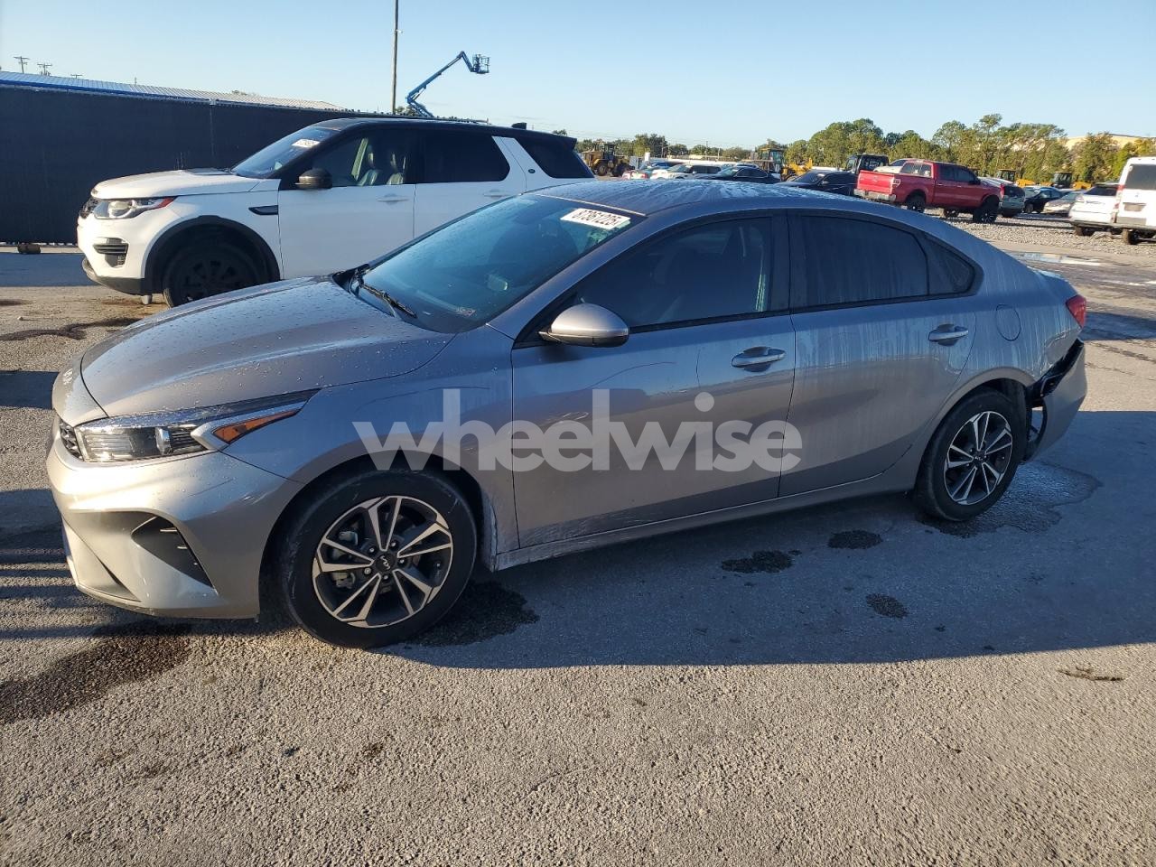 2024 KIA FORTE LX (VIN 3KPF24AD2RE824454) main photo