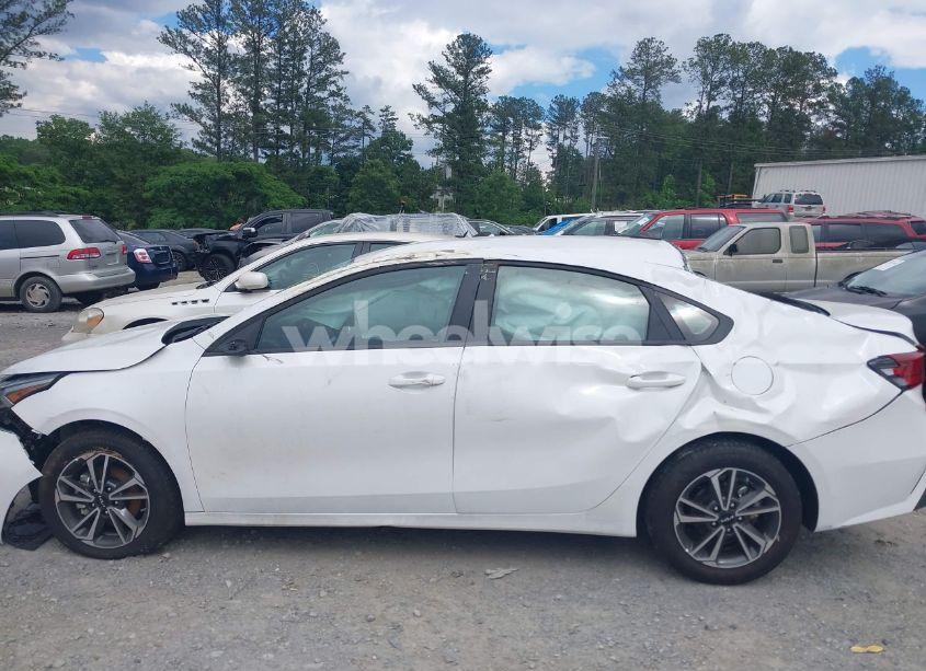 Photo 15 of 2024 Kia Forte LXS (VIN 3KPF24AD2RE827273)