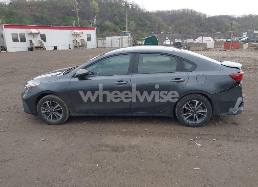 Photo 14 of 2024 Kia Forte LXS (VIN 3KPF24AD2RE834627)