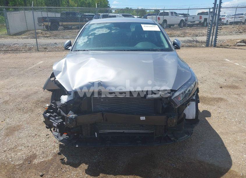 Photo 13 of 2024 Kia Forte LXS (VIN 3KPF24AD2RE841318)