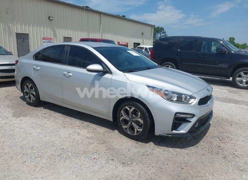 2019 Kia Forte LXS (VIN 3KPF24AD3KE008312) main photo