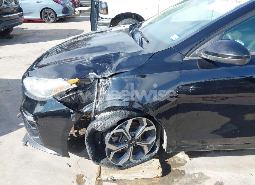 Photo 19 of 2019 Kia Forte LXS (VIN 3KPF24AD3KE024008)