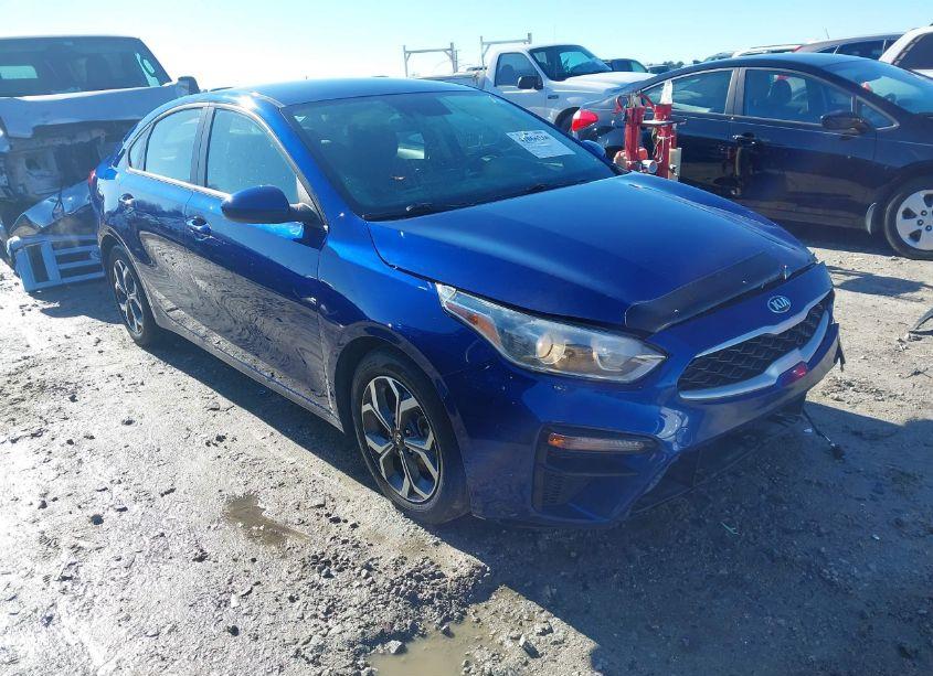 2019 Kia Forte LXS (VIN 3KPF24AD3KE050804) main photo