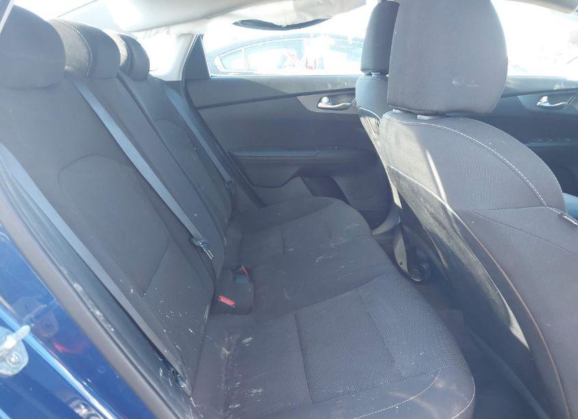 Photo 8 of 2019 Kia Forte LXS (VIN 3KPF24AD3KE050804)