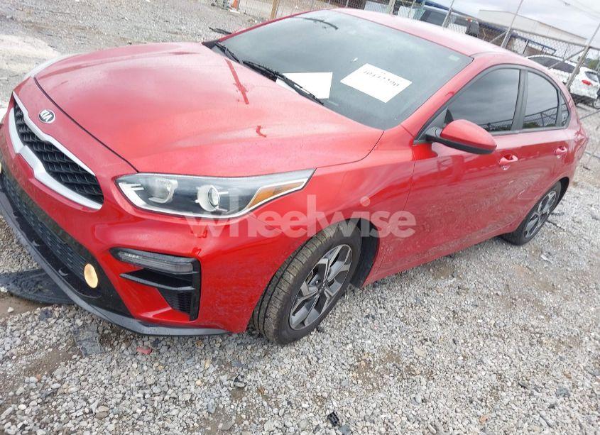 Photo 2 of 2019 Kia Forte LXS (VIN 3KPF24AD3KE052150)