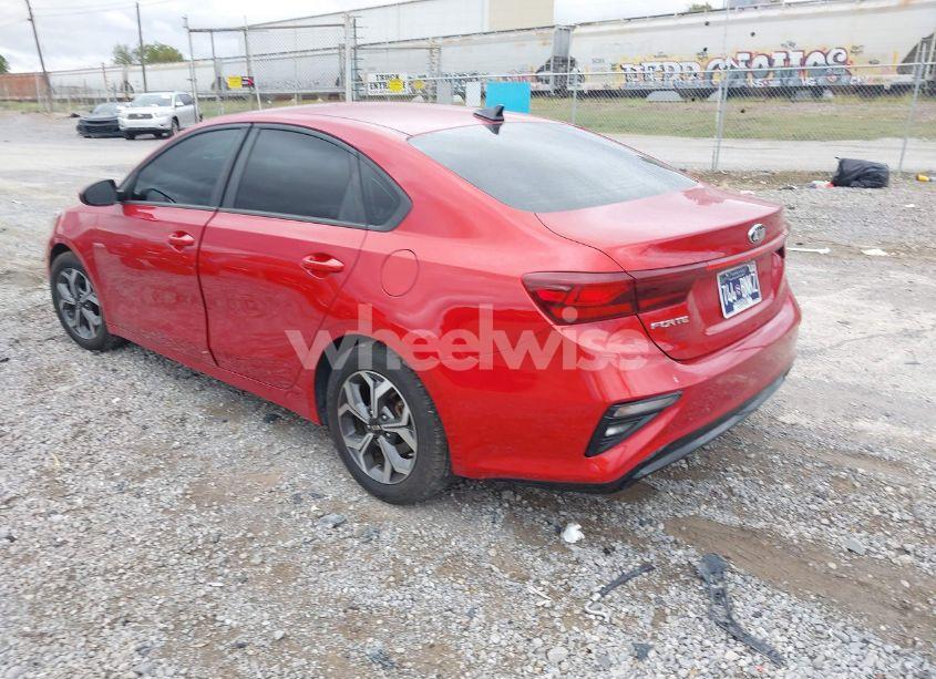 Photo 3 of 2019 Kia Forte LXS (VIN 3KPF24AD3KE052150)
