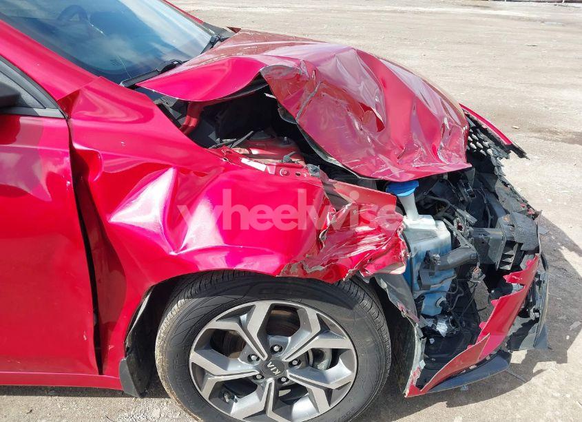 Photo 17 of 2019 Kia Forte LXS (VIN 3KPF24AD3KE053458)