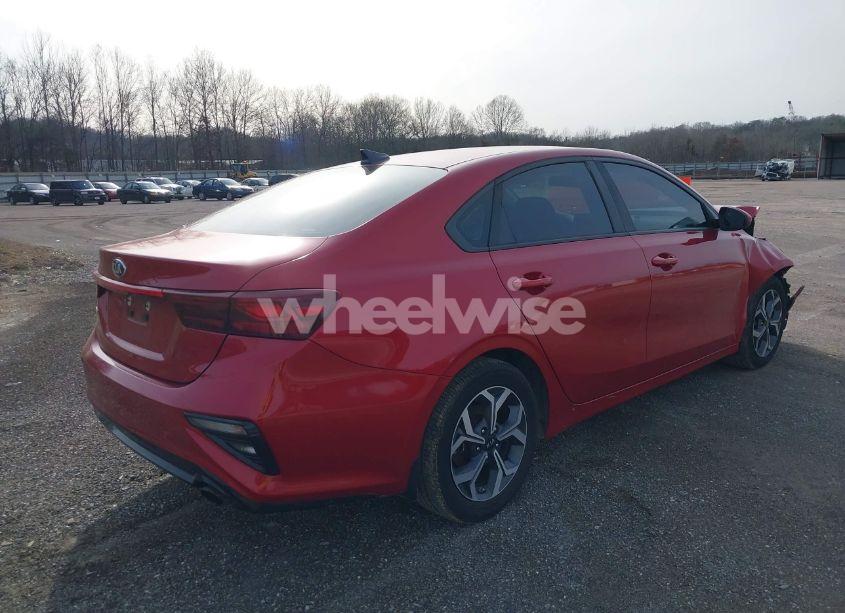 Photo 4 of 2019 Kia Forte LXS (VIN 3KPF24AD3KE053458)