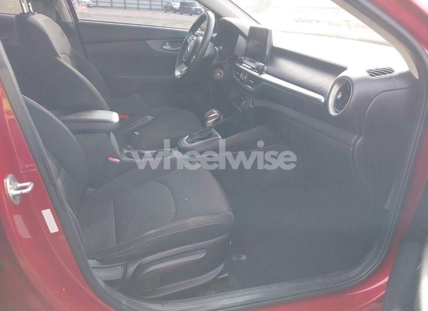 Photo 5 of 2019 Kia Forte LXS (VIN 3KPF24AD3KE053458)