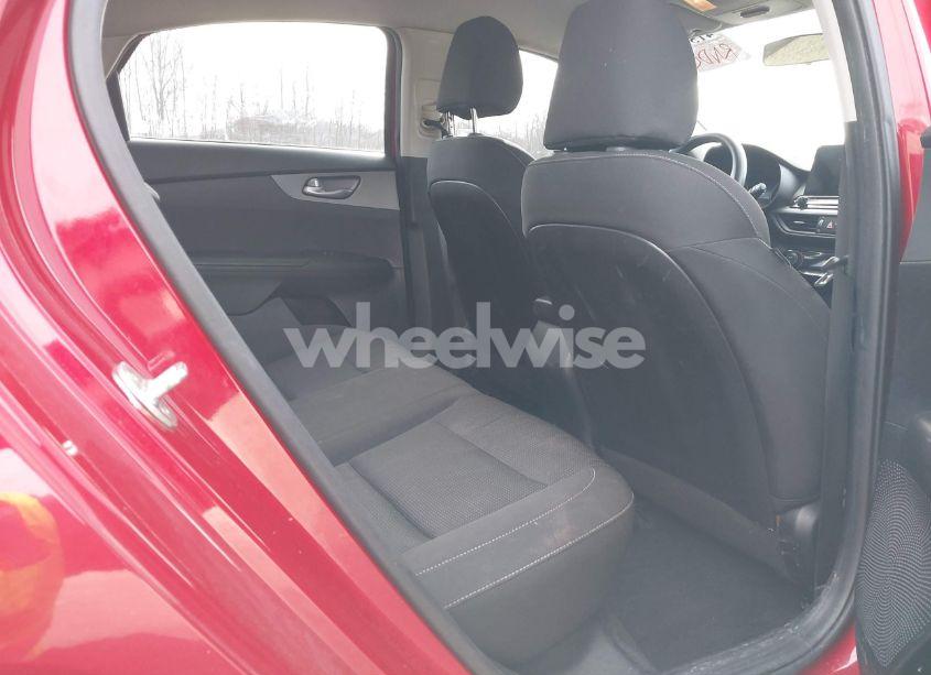 Photo 8 of 2019 Kia Forte LXS (VIN 3KPF24AD3KE053458)