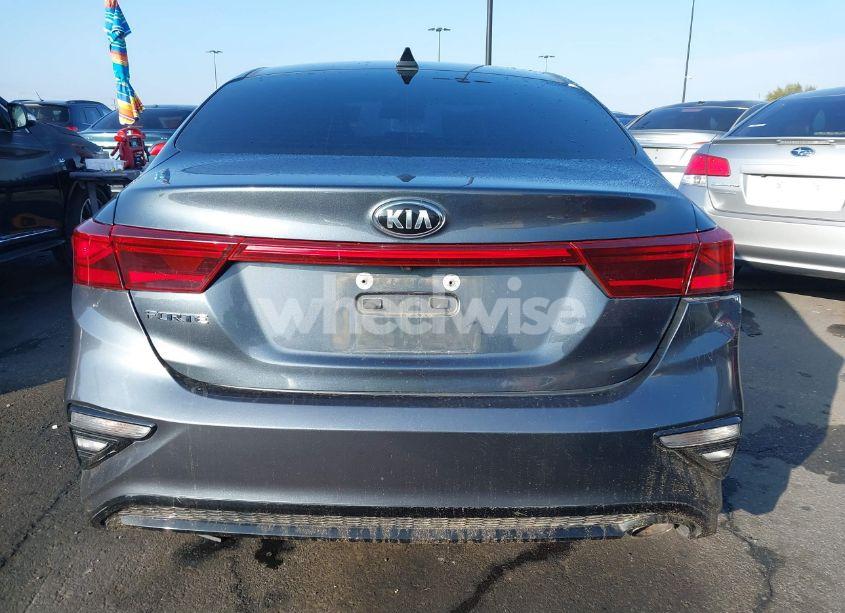 Photo 16 of 2019 Kia Forte LXS (VIN 3KPF24AD3KE076142)