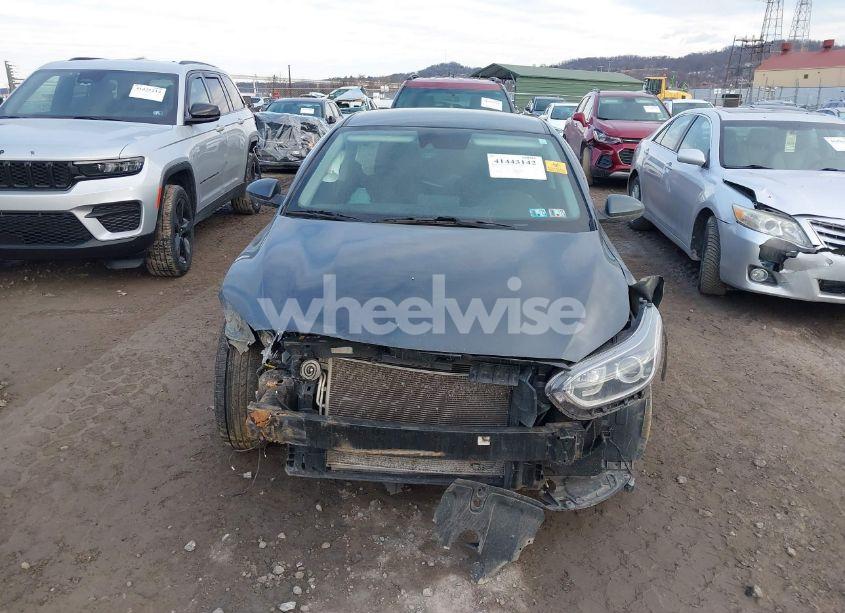 Photo 12 of 2019 Kia Forte FE (VIN 3KPF24AD3KE079994)