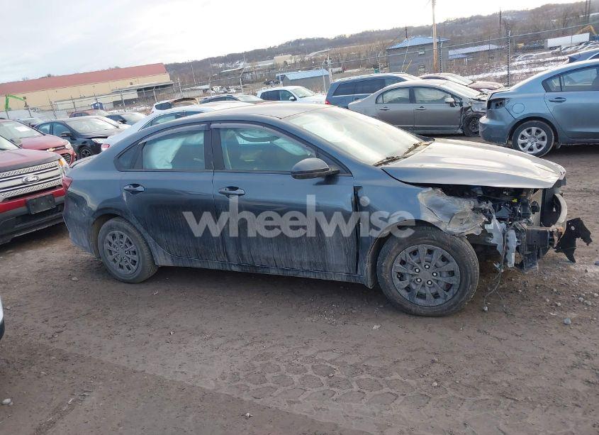 Photo 13 of 2019 Kia Forte FE (VIN 3KPF24AD3KE079994)