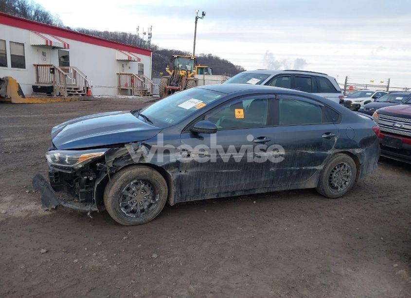 Photo 14 of 2019 Kia Forte FE (VIN 3KPF24AD3KE079994)