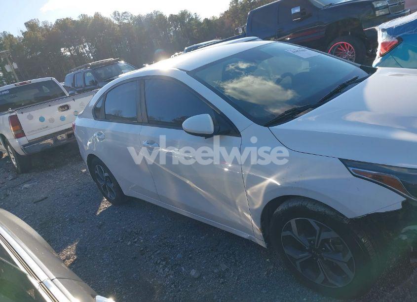 Photo 12 of 2019 Kia Forte LXS (VIN 3KPF24AD3KE095869)