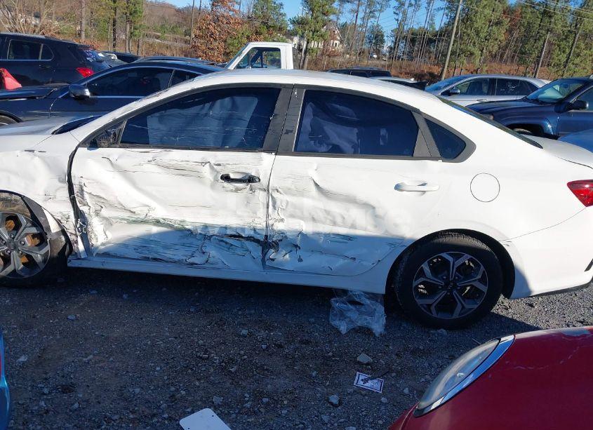 Photo 13 of 2019 Kia Forte LXS (VIN 3KPF24AD3KE095869)