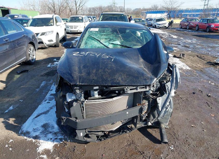 Photo 11 of 2019 Kia Forte LXS (VIN 3KPF24AD3KE103792)