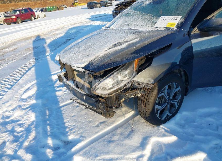 Photo 6 of 2019 Kia Forte LXS (VIN 3KPF24AD3KE106949)