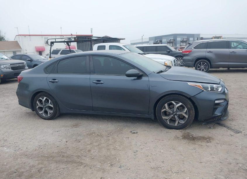 Photo 14 of 2019 Kia Forte LXS (VIN 3KPF24AD3KE111262)