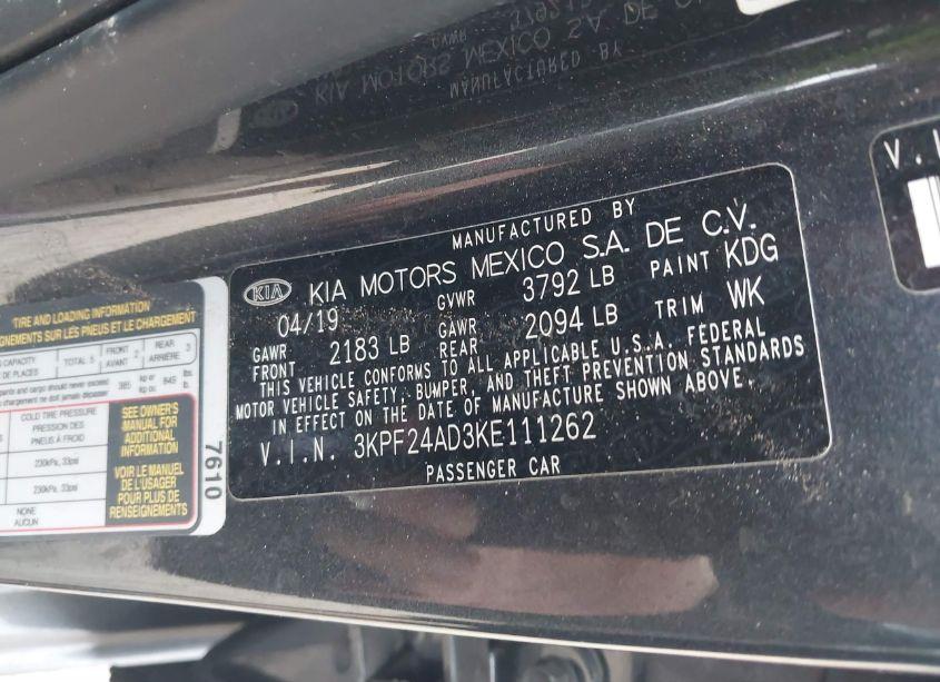 Photo 9 of 2019 Kia Forte LXS (VIN 3KPF24AD3KE111262)