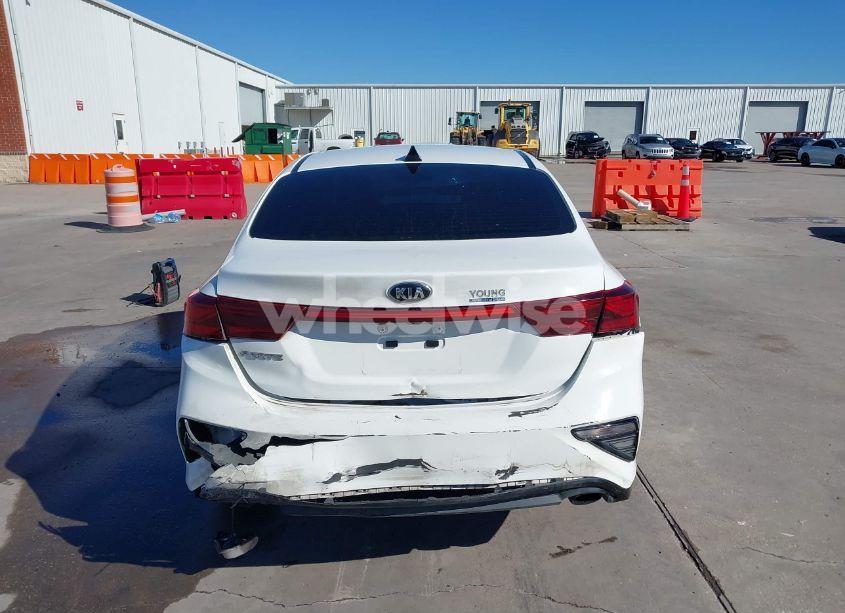 Photo 16 of 2019 Kia Forte LXS (VIN 3KPF24AD3KE136730)