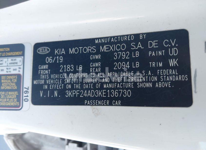 Photo 9 of 2019 Kia Forte LXS (VIN 3KPF24AD3KE136730)