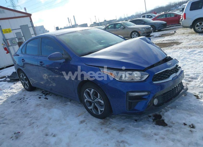 2020 Kia Forte LXS (VIN 3KPF24AD3LE157529) main photo