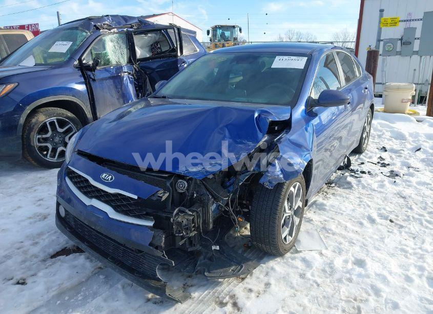 Photo 2 of 2020 Kia Forte LXS (VIN 3KPF24AD3LE157529)