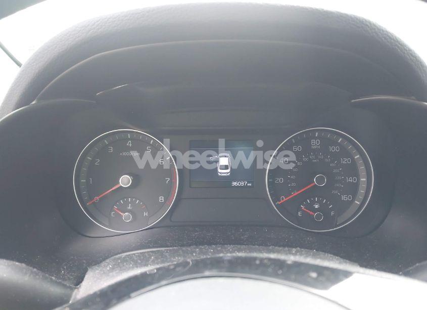 Photo 7 of 2020 Kia Forte LXS (VIN 3KPF24AD3LE194032)