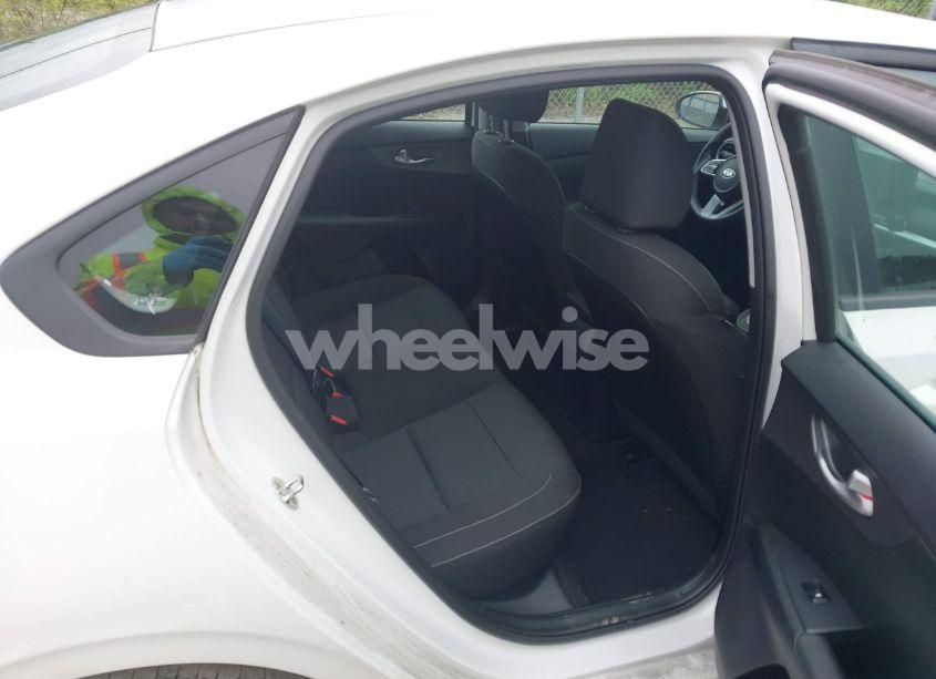 Photo 8 of 2020 Kia Forte LXS (VIN 3KPF24AD3LE194032)