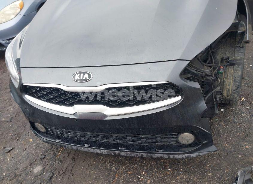 Photo 17 of 2020 Kia Forte LXS (VIN 3KPF24AD3LE194371)