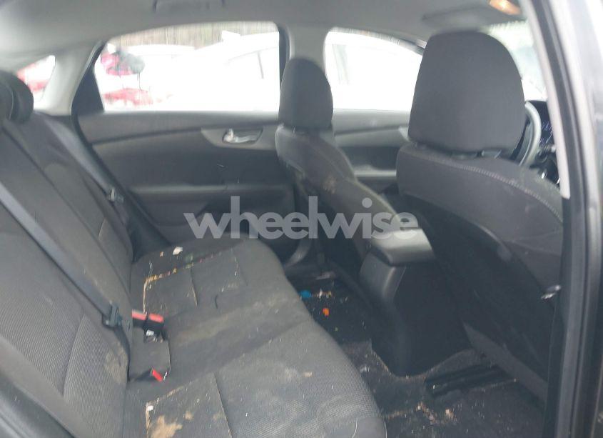 Photo 8 of 2020 Kia Forte LXS (VIN 3KPF24AD3LE194371)