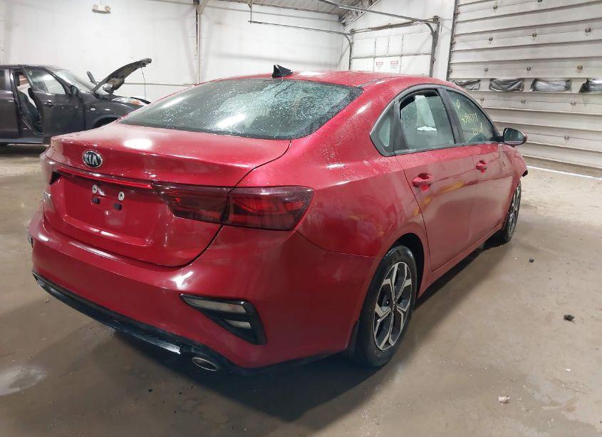 Photo 4 of 2020 Kia Forte LXS (VIN 3KPF24AD3LE198999)