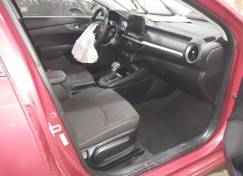 Photo 5 of 2020 Kia Forte LXS (VIN 3KPF24AD3LE198999)