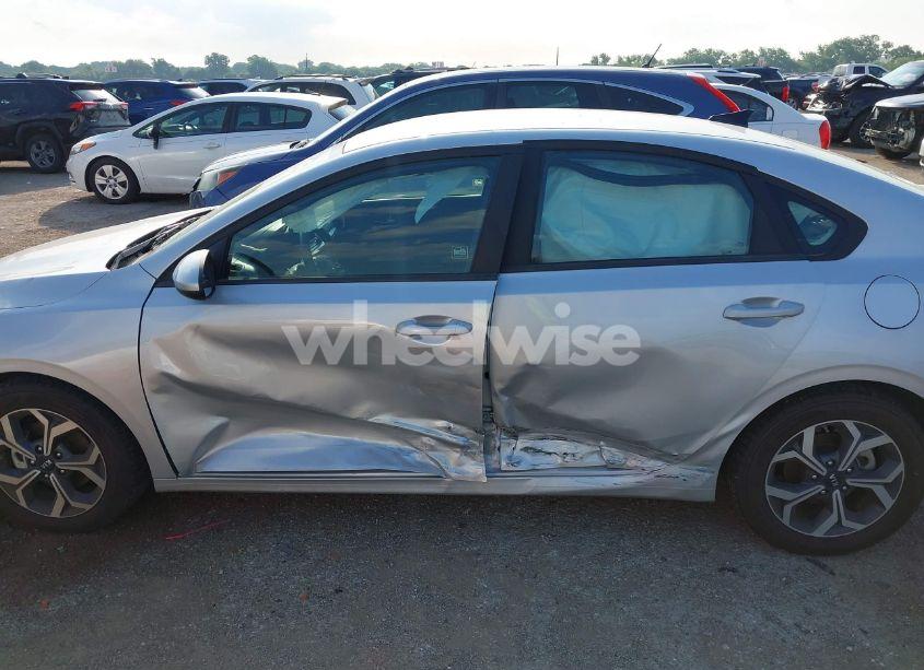 Photo 14 of 2020 Kia Forte LXS (VIN 3KPF24AD3LE212819)