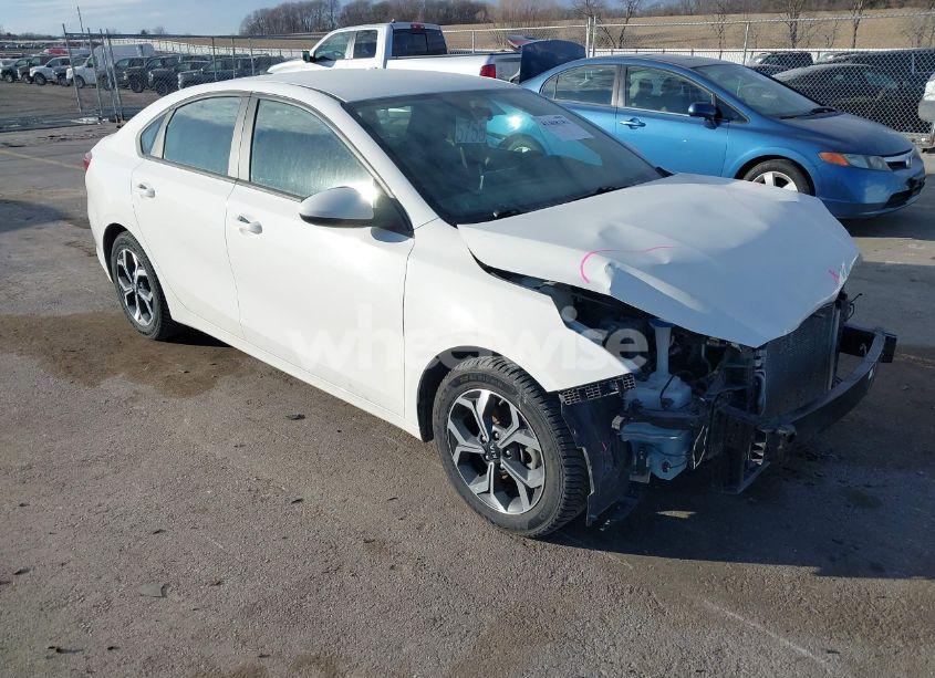 2020 Kia Forte (VIN 3KPF24AD3LE213355) main photo