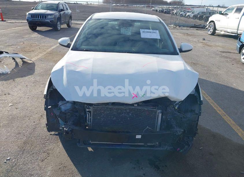 Photo 13 of 2020 Kia Forte (VIN 3KPF24AD3LE213355)