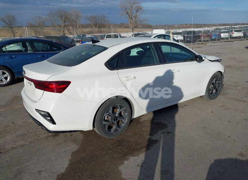 Photo 4 of 2020 Kia Forte (VIN 3KPF24AD3LE213355)