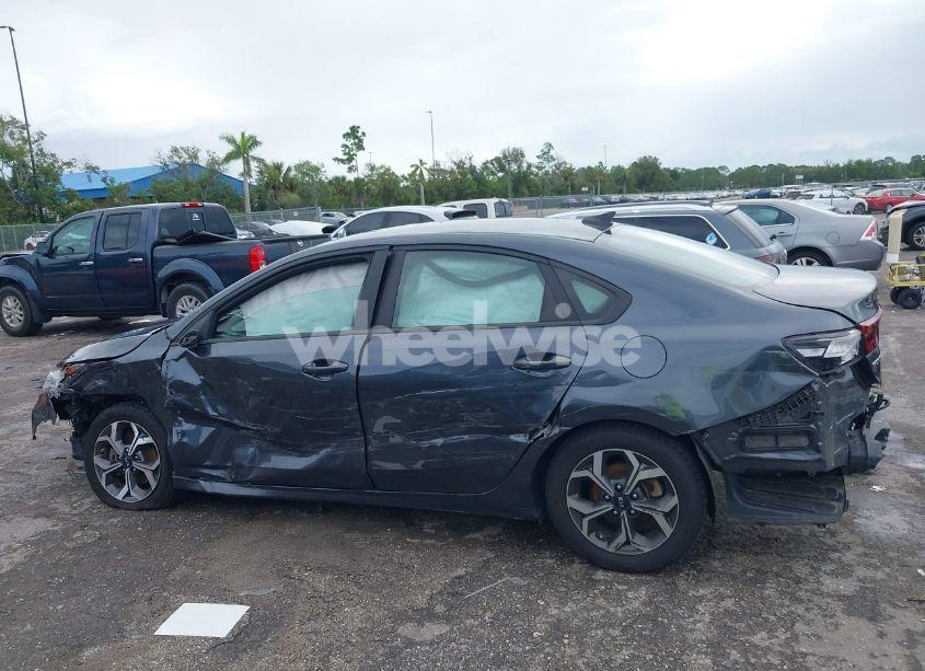 Photo 15 of 2020 Kia Forte LXS (VIN 3KPF24AD3LE240278)